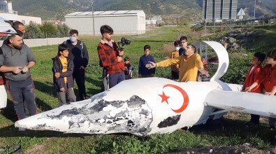 Osmaniye'de Garip Bir Olay, Hava Aracı Düştüğünü Duyan Koşup Geldi