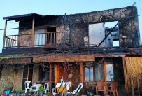 (Özel) Assos'ta Motelde Çıkan Yangında Bir Çift Ölümden Döndü Haberi