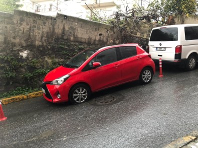 (Özel) İstanbul'da 20 Aracın Lastiğini Kesen Minik Afacanlar Yakalandı