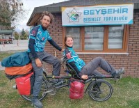 Tandem Bisikletiyle Avrupa Turuna Çıkan Fransız Çift Konya'da Mola Verdi Haberi