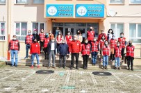 Türk Kızılay Gönüllüleri Minik Öğrencilerin Okulunu Rengarenk Yaptı Haberi