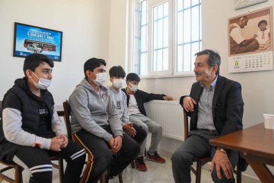 Başkan Ataç Yenilenen Merkezi İnceledi