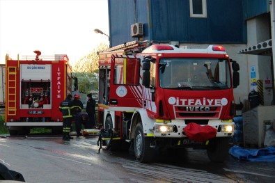 Fabrika Fırınının Patlaması Paniğe Sebep Oldu