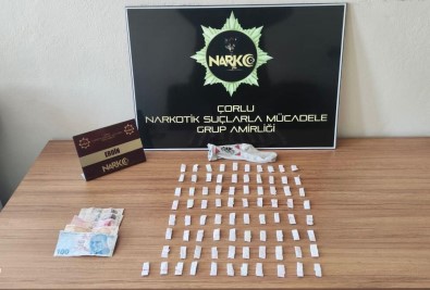 Kayıp Olarak Aranıyordu Uyuşturucu Satarken Yakalandı