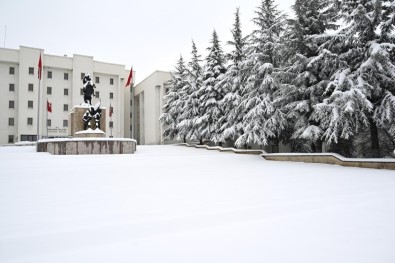 Nevşehir'de 60 Yılın Kar Rekoru Kırıldı