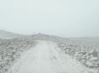 Nisan Ayında Karacadağ'a Kar Düştü Haberi