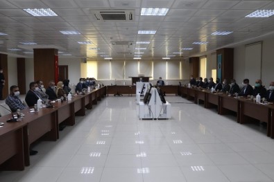 Siirt Valisi Hacıbektaşoğlu, STK Temsilcileri İle Bir Araya Geldi