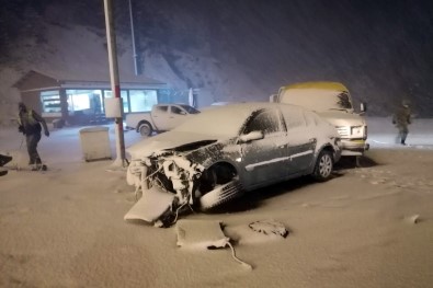 Zigana Dağında Trafik Kazası Açıklaması 1 Yaralı