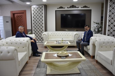 Başkan Sadıkoğlu'ndan Emniyet Müdürüne Ziyaret