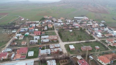Sivas'ta O Köy Bir Yıl Aradan Sonra İkinci Kez Karantinaya Alındı