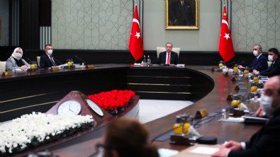 Türkiye'nin gözü kritik kabinede! Başkan Erdoğan'ın açıklayacak: Tam kapanma olacak mı?