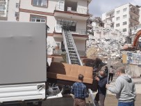 Açelya Apartmanı Mağdurlarına 2 Bin 500 Lira Kira Yardımı Haberi