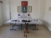 İzmir'de Jandarmadan 3 İlçede Zehir Baskınları Açıklaması 18 Gözaltı Haberi