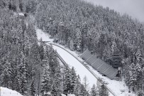 Kara Kış Polonya Ve Çekya'yı Esir Aldı