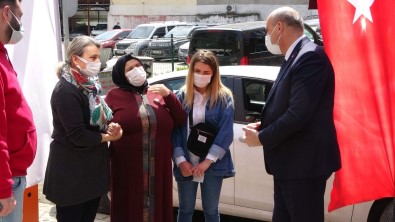 Oğlunun İsminin Verildiği Gençlik Merkezinde Duygusal Anlar Yaşadı