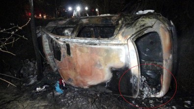 Samsun'da Sürücünün Yanarak Öldüğü Aracın Bagajından 11,5 Kilo Uyuşturucu Hap Çıktı