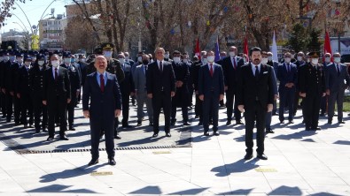 Ağrı'nın Düşman İşgalinden Kurtuluşunun 103. Yıl Dönümü Törenle Kutlandı