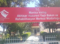 Akhisar Yaşlı Bakım Ve Rehabilitasyon Merkezi Karantinaya Alındı Haberi