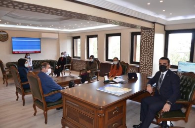 Halk Eğitim Müdürlüğü Heyetinden Kaymakam Çelik'e Ziyaret