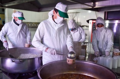 Tepebaşı Belediyesi İhtiyaç Sahibi Vatandaşların Yanında