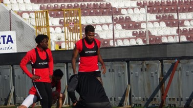 Aaron Boupendza, Gol Orucunu Bozmak İstiyor