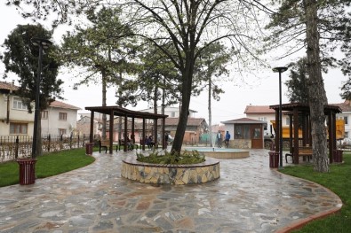 Alibeyköy Yeni Meydanına Kavuştu