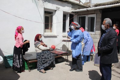 Aşı İkna Timleri Kapı Kapı Dolaşıyor