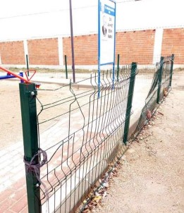 Bursa'da Yeni Yapılan Parkı Kullanılamaz Hale Getirdiler