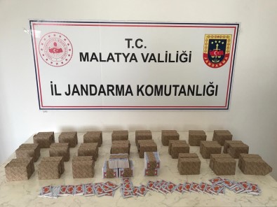 Malatya'da 2 Bin 250 Deste Bandrolsüz Sigara Kağıdı Yakalandı