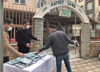 Ramazan'ın İlk Cumasında Akhisar Belediyesi Cami Cemaatini Unutmadı Haberi