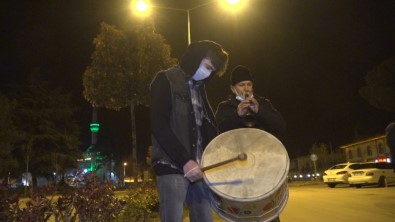 77 Yıllık Geleneği Davul Zurna Eşliğinde 'Türkülerle' Yaşatıyorlar