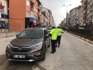 Bilecik'te Sokağa Çıkma Kısıtlamasında Denetimler Sıkı Bir Şekilde Sürüyor