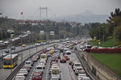 58 Saatlik  Kısıtlama Sonrası İstanbul'da  Trafik Yoğunluğu