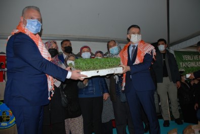 Bakan Pakdemirli'den Üreticilere Fidan Ve Tohum Dağıtımı