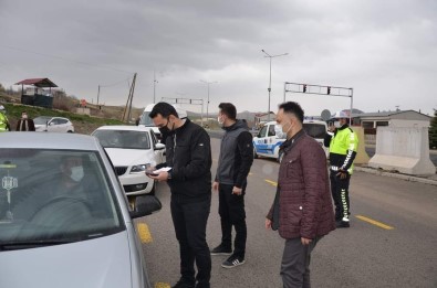 Kaymakam Çelik, Yol Emniyet Ve Kontrol Noktaların Denetledi