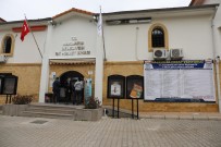 Marmaris'te Gelir Gider Tablosu Belediyeye Asıldı