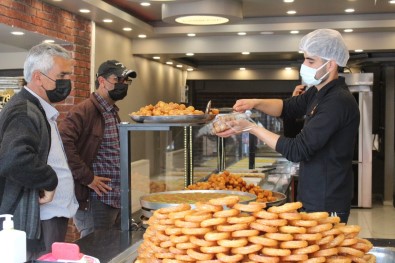 Tatlıcılarda 'Ramazan Ayı' Yoğunluğu Yaşanıyor