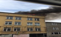 Başakşehir'de İş Hanının Çatı Katında Yangın Haberi
