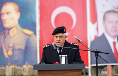 Jandarma Genel Komutanı Çetin Açıklaması 'İnlerine Girip Köklerini Kurutmaya Kararlıyız'