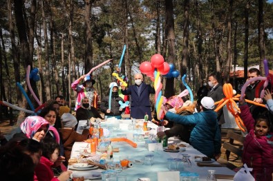 Ümraniye'de Otizmli Çocuklar Otizm Farkındalık Günü'nde Bir Araya Gelip, Doyasıya Eğlendiler