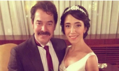 Ünlü oyuncu üçüncü kez baba oldu!