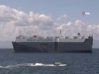 Tuzla'da Karaya Oturan Gemi Böyle Görüntülendi