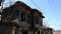 700 Yıllık Mahallede Buram Buram Osmanlı Kokusu