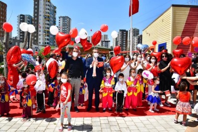 Başkan Çetin Çocuklar Gibi Şen