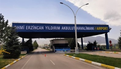 Erzincan Havalimanı'nın Adı 'Yıldırım Akbulut' Oldu