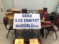 Gediz'de 513 Adet Kaçak Ve Sahte Cinsel Gücü Arttırıcı Ürün Ele Geçirildi Haberi