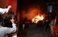 Pakistan'daki Patlamada Ölü Sayısı 4'E Yükseldi