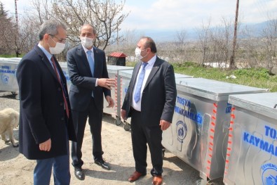 Tosya'nın Köylerine Çöp Konteyneri Dağıtımı Sürüyor