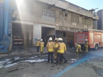 Başakşehir'de Zamak İmalathanesinde Korkutan Yangın Haberi
