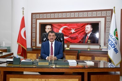 Başkan Gürkan'dan 23 Nisan Mesajı